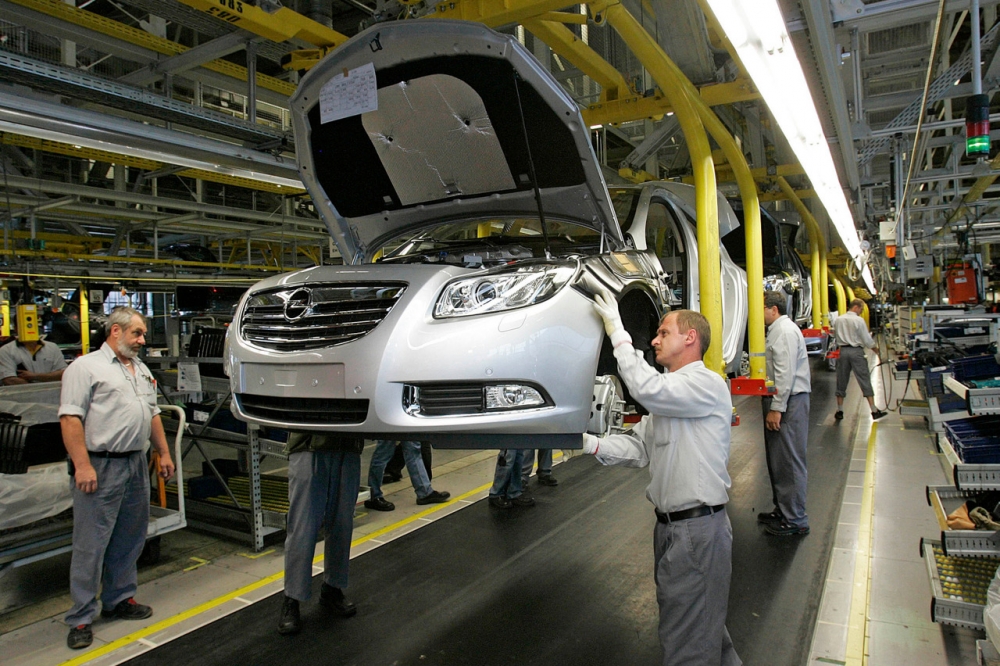 Завод GM планирует массовое сокращение сотрудников
