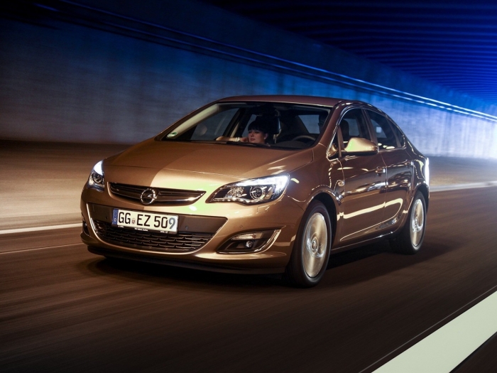 Новое поколение Opel Astra проходит испытания