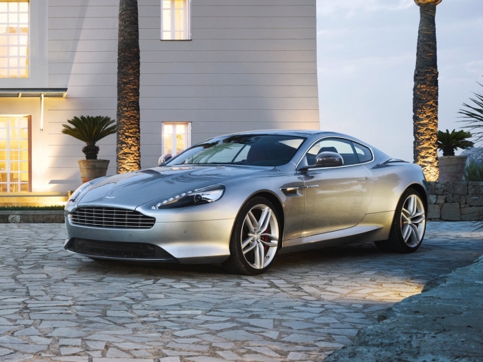 Aston Martin создает спортивную платформу