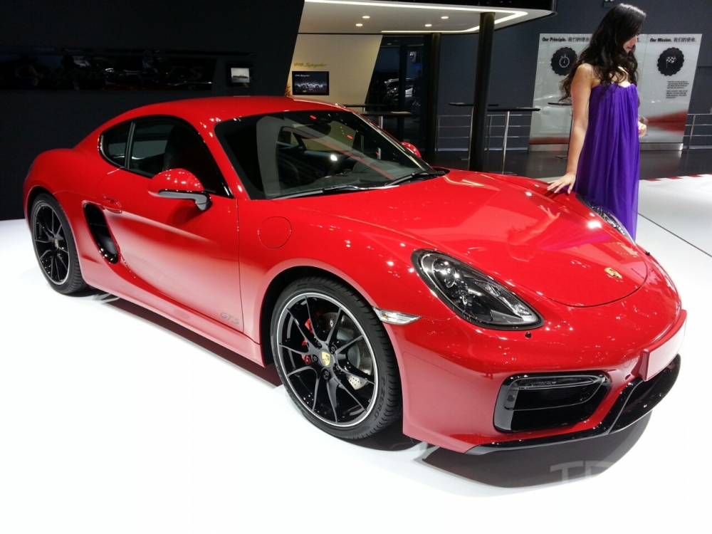 Porsche получит новые двигатели