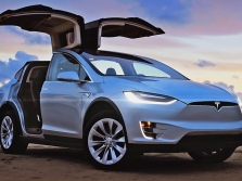Tesla выпустили 100 000 Model3
