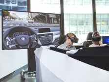 Автомобильные компании-производители будут использовать технологии виртуальной реальности на флагманских шоурумах