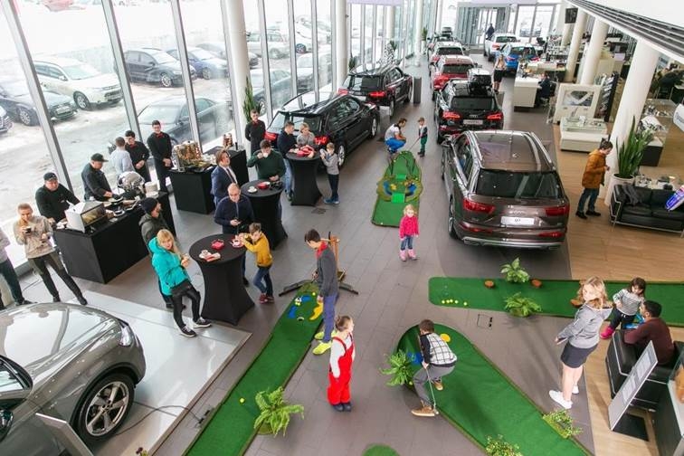 Юные посетители Ауди Центра Таганка сразились за звание чемпиона по гольфу на турнире Winter Kids Audi Golf Series